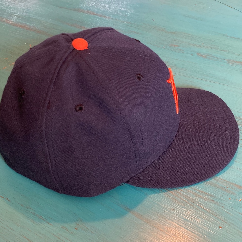 Detroit Tigers hat - Picture 2 of 6